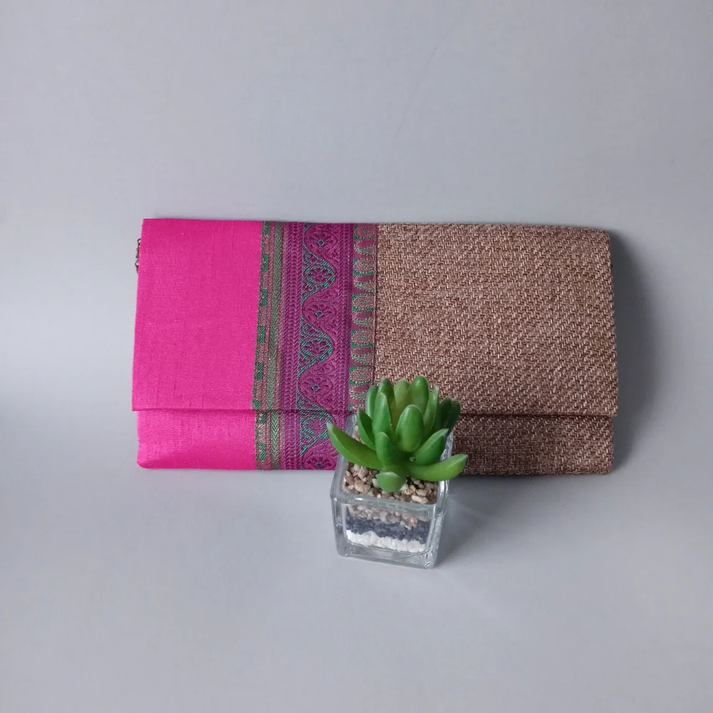 Boho Hand Bag Sunbeams  color pink canvas by India, Pre owned exelente condition